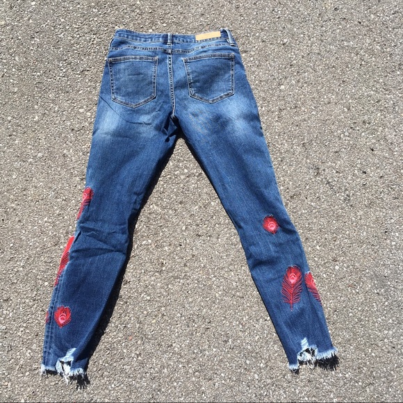 Only Brand Skinny Jeans with Feather Embroidery - Picture 9 of 16